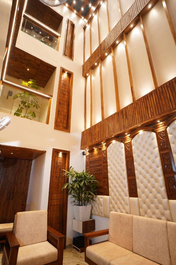 Krishna's Wood 3* Kolhapur