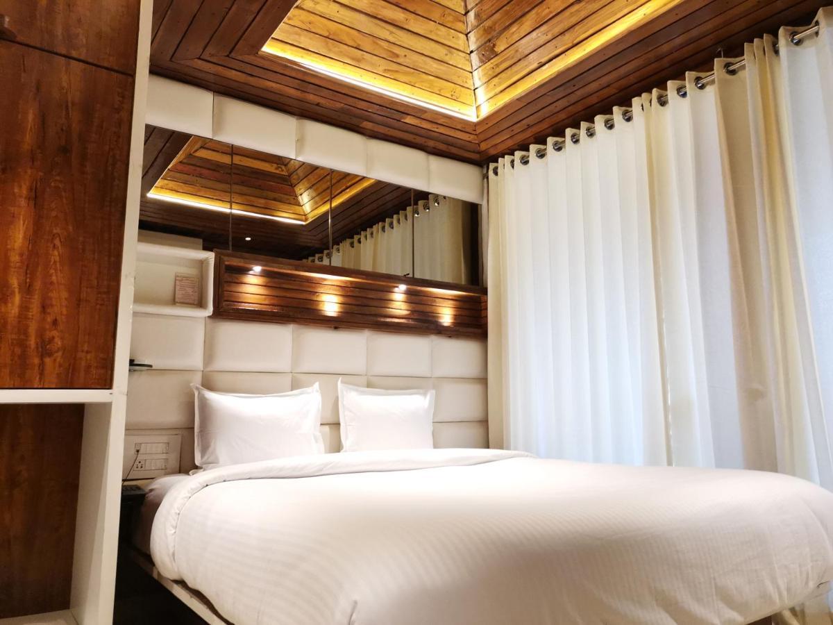 Krishna's Wood Hotel 3*