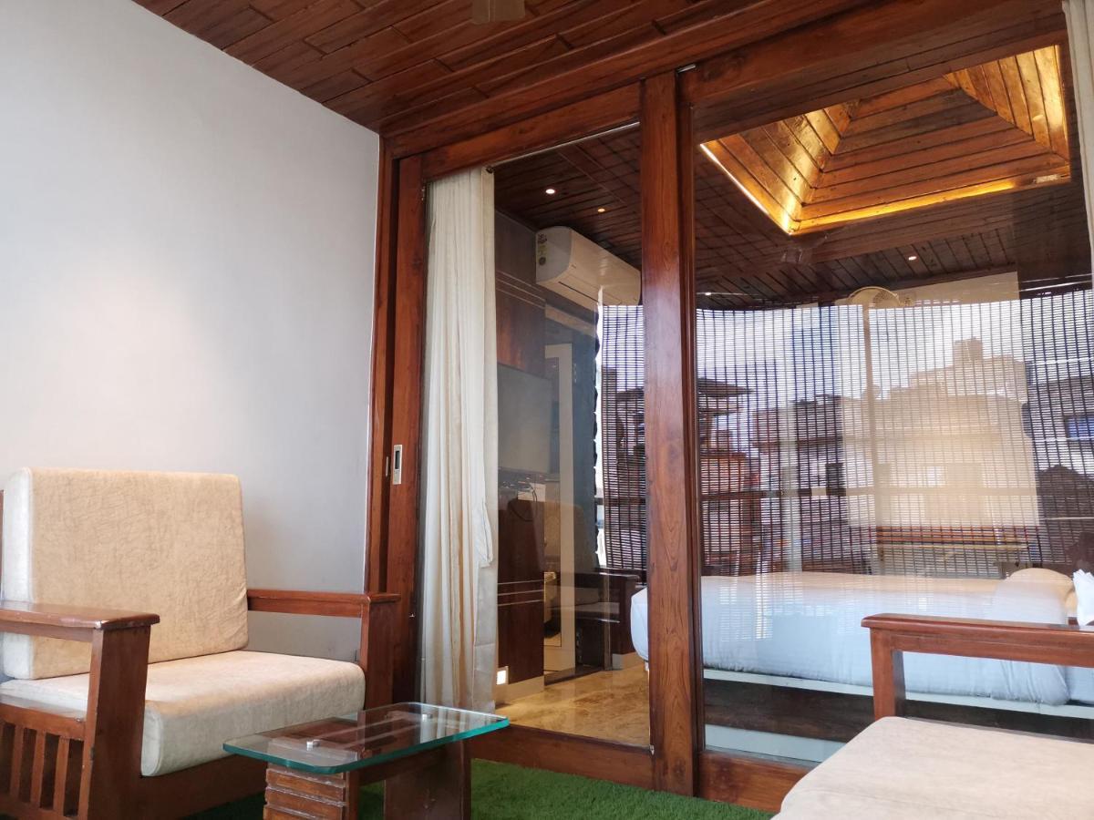 Krishna's Wood 3* Kolhapur
